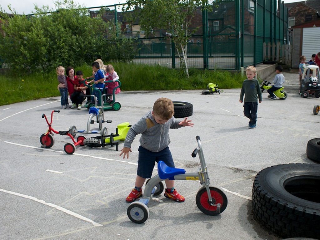 Children enjoying play at Tiny Toez
